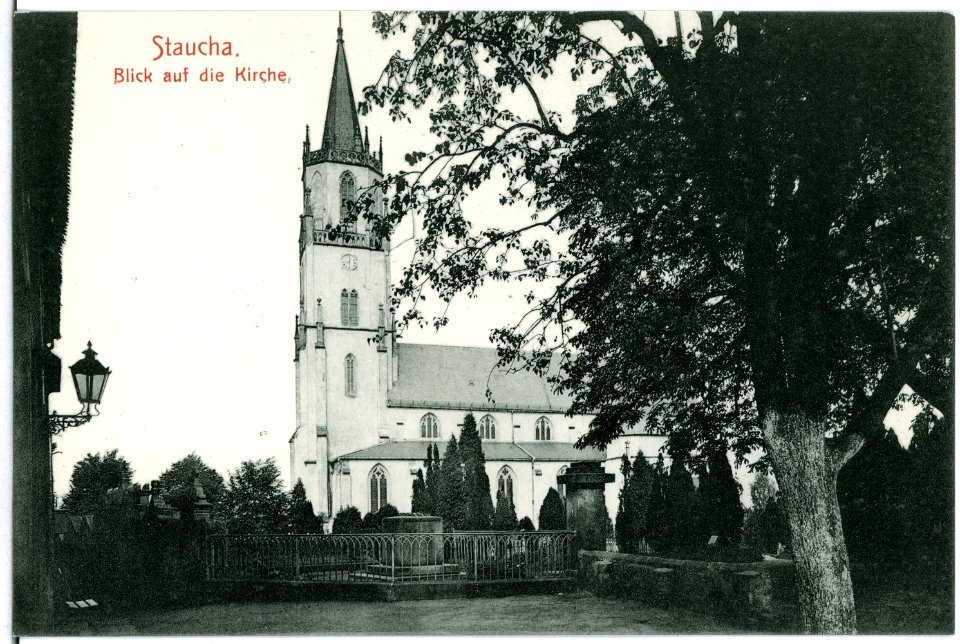11387-Staucha-1910-Blick auf die Kirche-Brück & Sohn Kunstverlag