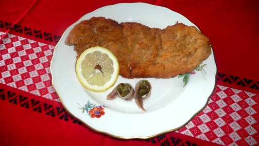 Wiener Schnitzel mit Sardelle und Kapern 1