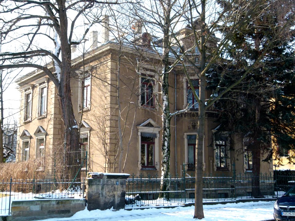 Hermannstraße 4 Strehlen 2