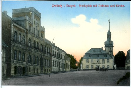 13855-Zwönitz-1912-Marktplatz mit Rathaus und Kirche-Brück & Sohn Kunstverlag
