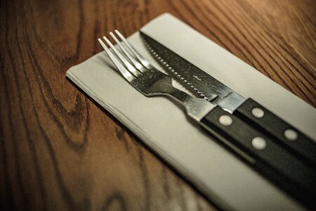 Utensils napkin table photo