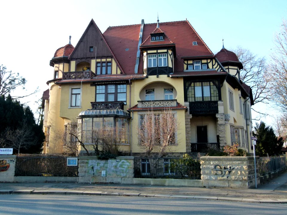 Julius-Otto-Straße 10 - Gustav-Adolf-Straße 13 Strehlen