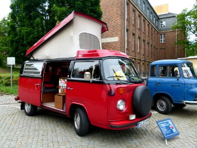 Volkswagen T2B Westfalia Campingbus 2