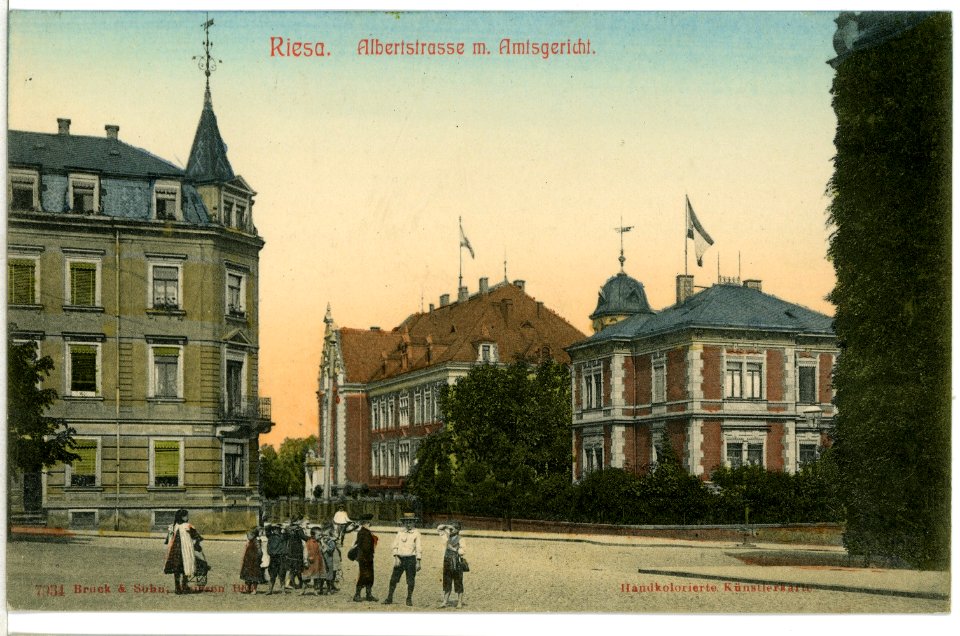 07934-Riesa-1906-Albertstraße mit Amtsgericht-Brück & Sohn Kunstverlag