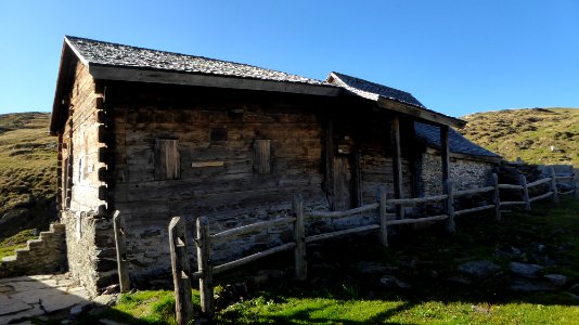 Rathaus Palfries von Ost photo