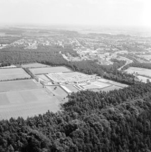 Recreatieterreinen, zwembaden, Bestanddeelnr 250-8792