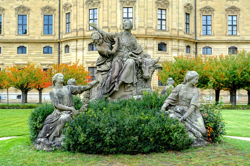 Rape of Europa - Würzburg Residence gardens - Würzburg, Germany - DSC05936