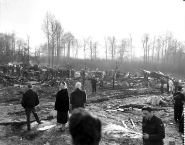 Ramp met Sabenavliegtuig bij Brussel, overzicht van de wrakstukken, Bestanddeelnr 912-1027