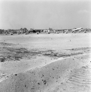 Recreatieterreinen, vliegvelden ed, zandbanen, vliegtuigen, Howardtrein, Lucht, Bestanddeelnr 163-1111