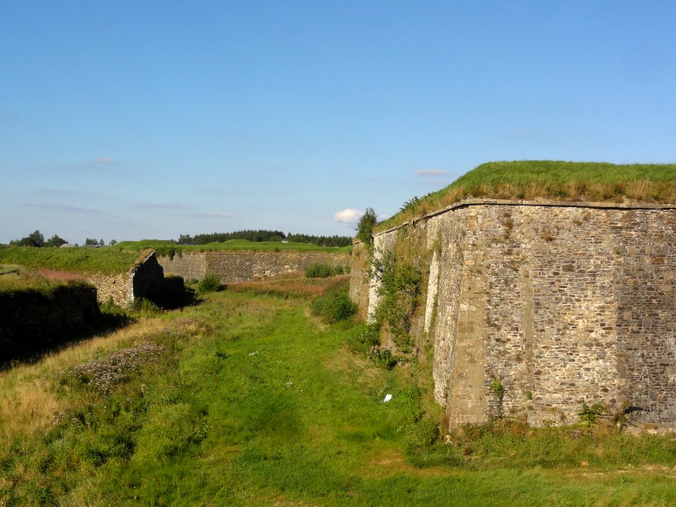 Rocroi (Ardennes) fortifications, 04