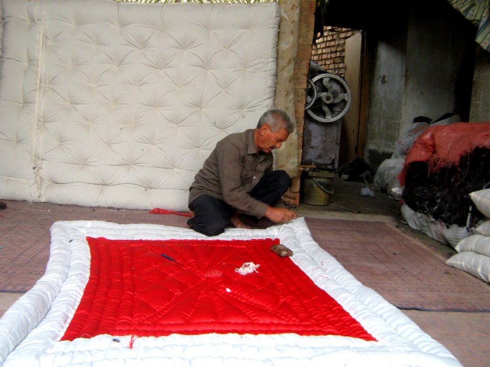 Quilter and quilting in the Bazaar of Nishapur 14