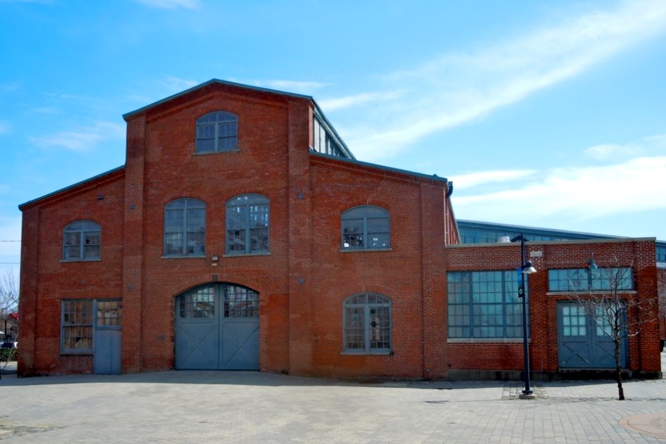 Roebling Shop front