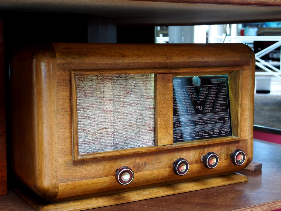 Récepteur de radio, Peugeot museum photo 5