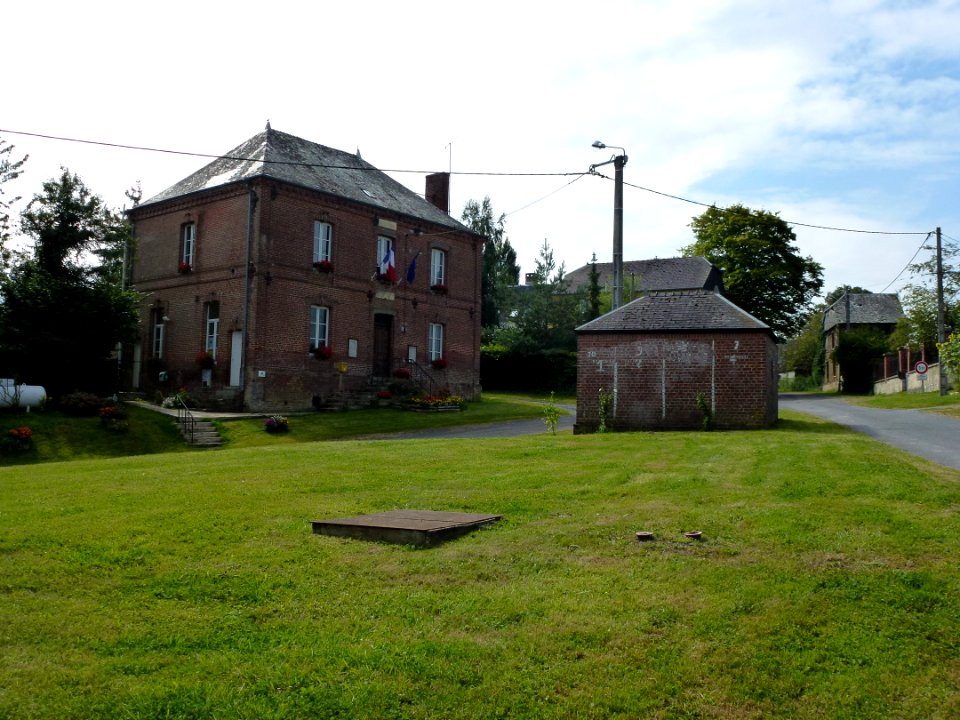 Rocquigny (Ardennes) mairie de La Hardoye