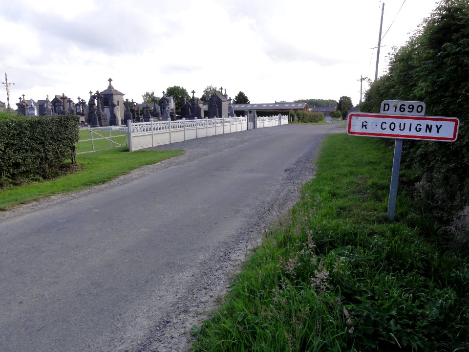 Rocquigny (Aisne) city limit sign and cemetery