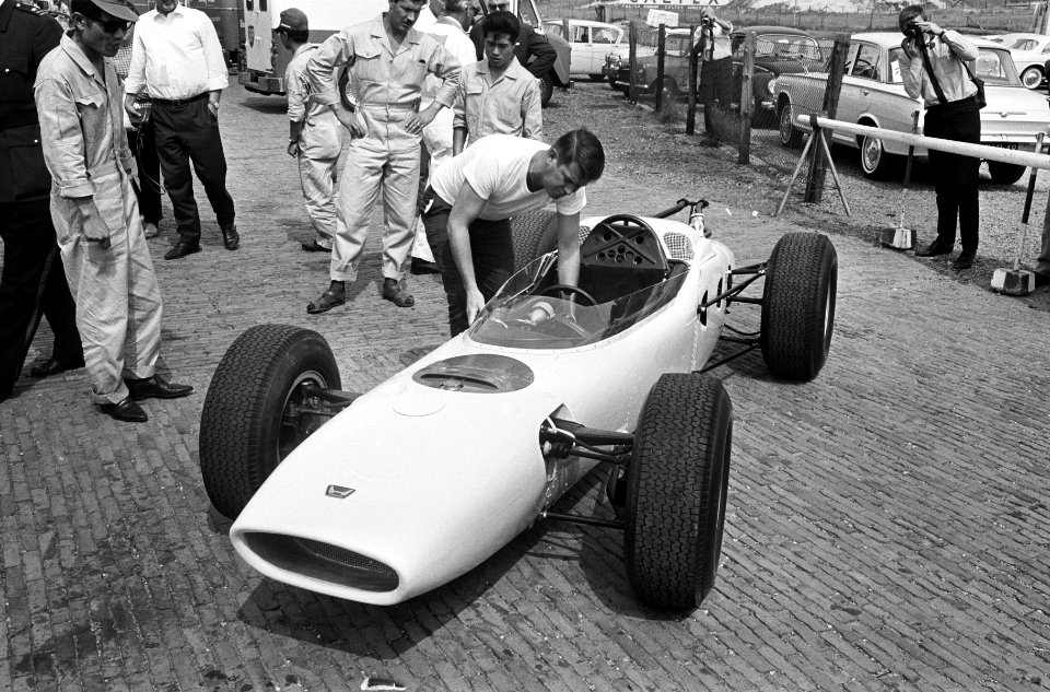 Ronnie Bucknum and RA271 1964 Honda F1 test