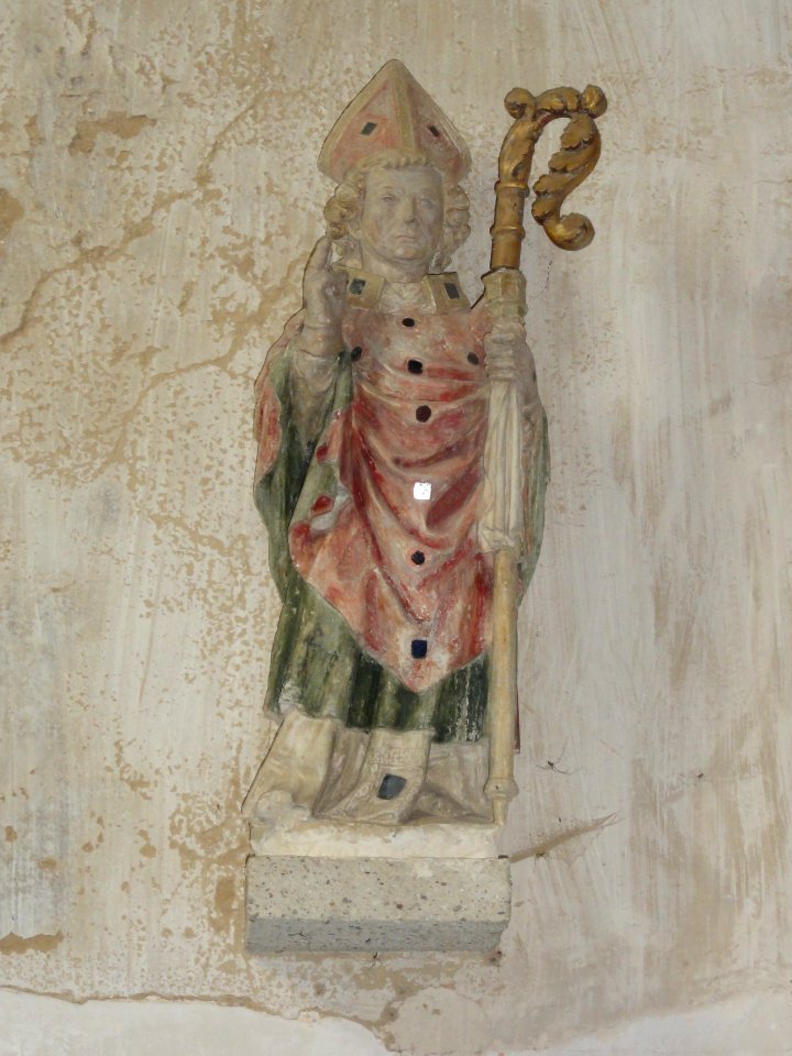 Riville (Seine-Mar.) église, statue 18 un Saint Évêque
