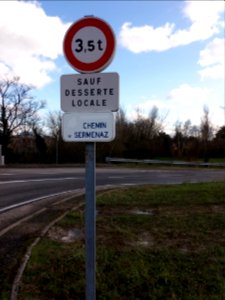 Rillieux-la-Pape - Chemin de Sermenaz, panneaux