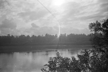 Rivierlandschap met vissers, Bestanddeelnr 336-4-1