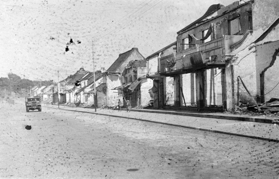 Salatiga De door de TNI vernielde Chinezenwijk in Salatiga., Bestanddeelnr 334-1-5