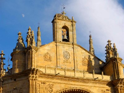 Salamanca - Convento de San Esteban, fachada occidental 08
