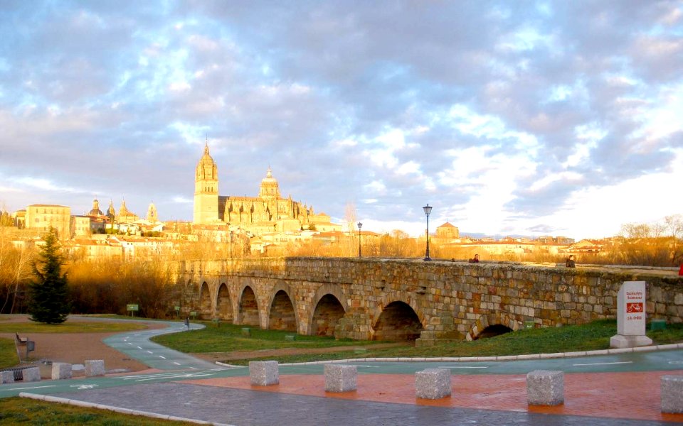 Salamanca - Puente romano sobre el Tormes 4