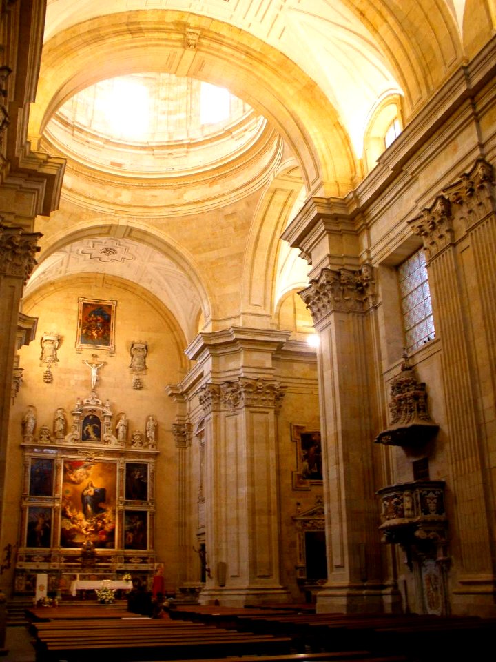 Salamanca - Iglesia de la Purísima y Convento de las Agustinas 12