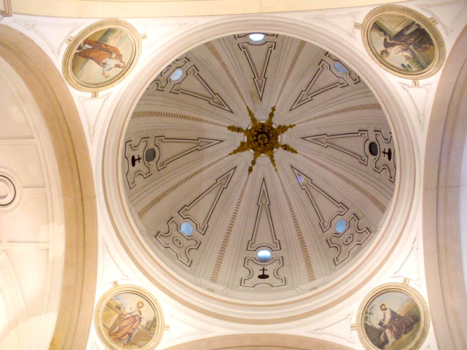 Salamanca - Iglesia de Nuestra Señora del Carmen, interior 03