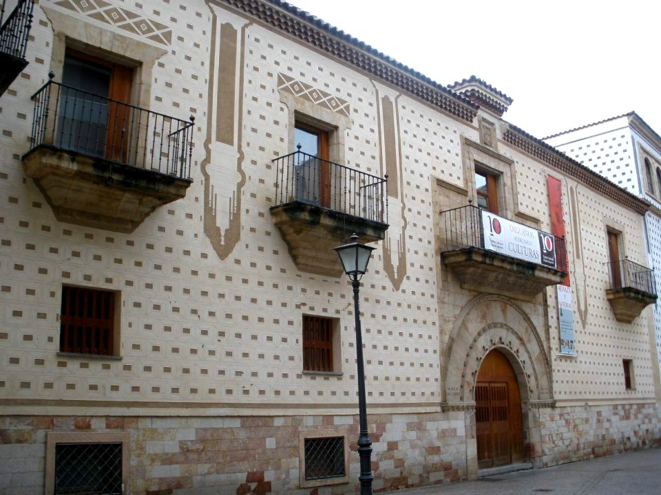 Salamanca - Palacio de Arias Corvelle (Centro Cultural Hispano-Japonés) 1