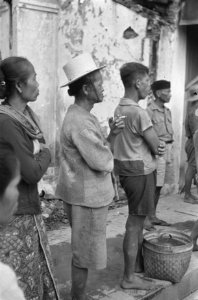 Salatiga. De voorlichting van de bevolking der bevrijde gebieden is op moderne w, Bestanddeelnr 392-2-6