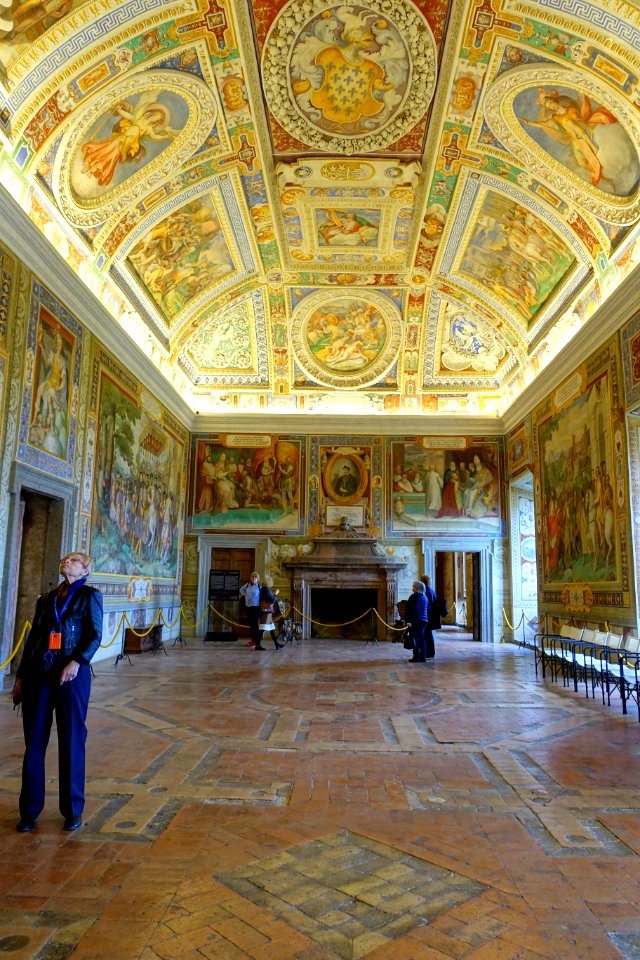 Sala dei fasti Farnesiani - Villa Farnese - Caprarola, Italy - DSC02381