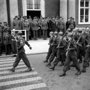 10 jarig bestaan infanterieschool in Harderwijk, Bestanddeelnr 909-3808 photo