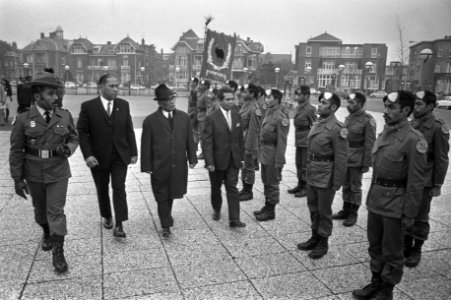10-jarig herdenking installatie Nieuw Guinea Raad in Congresgebouw Den Haag , pr, Bestanddeelnr 925-1987