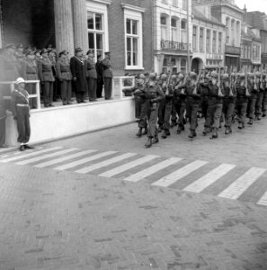 10 jarig bestaan infanterieschool in Harderwijk, Bestanddeelnr 909-3810 photo