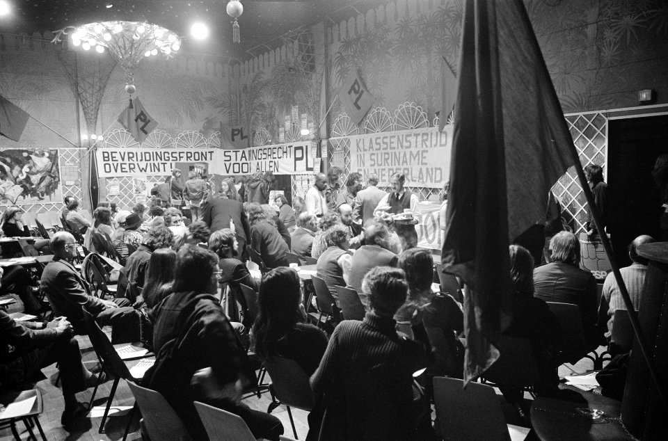 1 Mei bijeenkomst in Brakkegrond, Marcel Kross en Van der Spek (PSP), Bestanddeelnr 926-3798