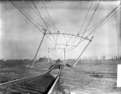 1 rails weg. Oprit Moerdijkbrug, Bestanddeelnr 905-5184