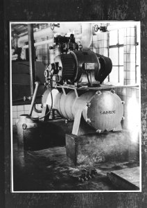 10x15 Ongeval met een gesprongen compressor van een koelinstallatie bij NVRMI te, Bestanddeelnr 256-0608