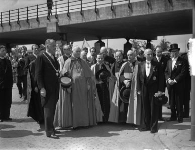 100 jaar Kromstaf. Aankomst Kardinaal-legaat de Belgische kardinaal Jozef Van R, Bestanddeelnr 905-7277