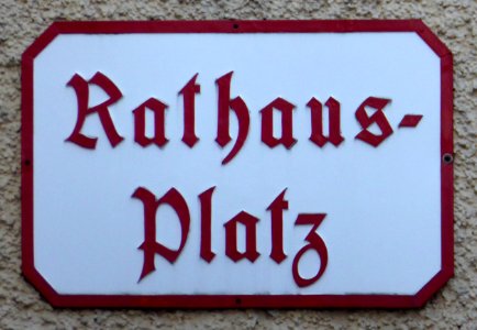 1040765Salzburg, Stra?enschild Rathaus-Platz, 1