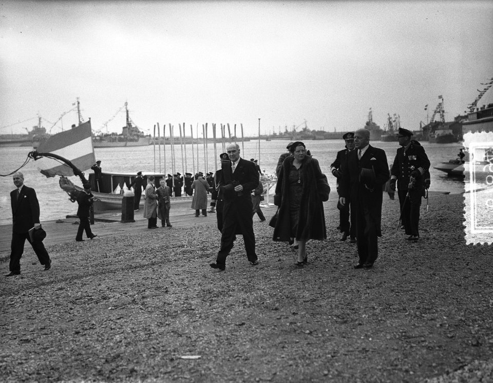 100 jaar KIM Den Helder bezoekdag koningin Juliana, Bestanddeelnr 906-7894