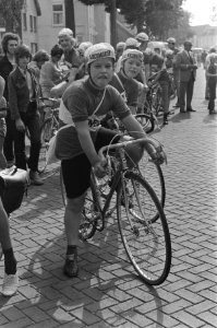 12e Tour de Oude Jan voor jongens, start in Velp, Bestanddeelnr 924-7053