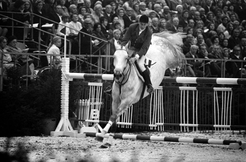 12e Internationaal Concours Hippique Jumping Adam RAI . H. Wouters v.d.Oudeweye, Bestanddeelnr 922-8996