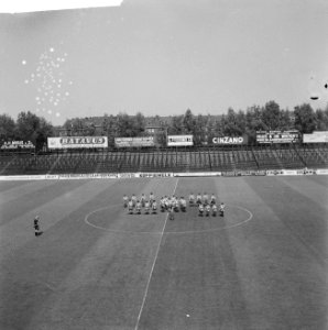 12e Nationale Bandenconcours in het Sparta Stadion Overzicht, Bestanddeelnr 912-6386