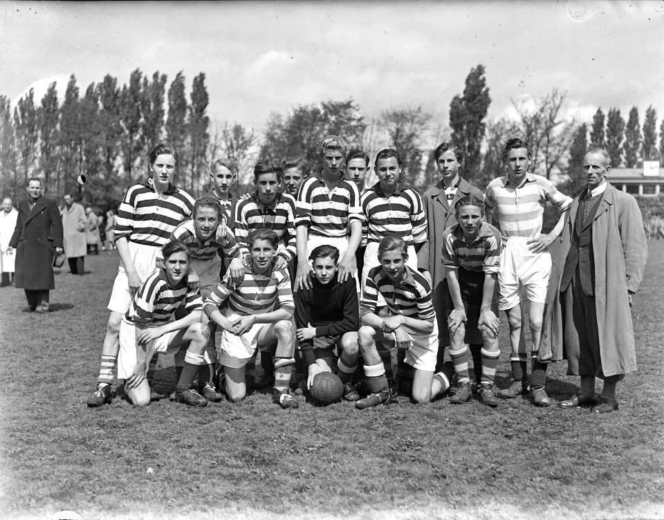 11-tallen aspiranten Blauw-wit toernooi voetbal, Bestanddeelnr 902-7246