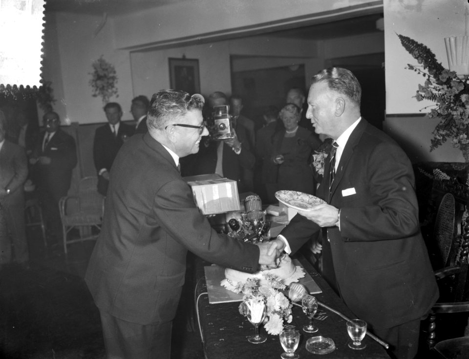 12,5 jarig jubileum Dick Bessem , directeur Olympisch Stadion, Bestanddeelnr 910-7187
