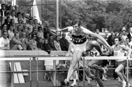 110 m horden heren, winnaar Hans van Enkhuizen, Bestanddeelnr 922-6812