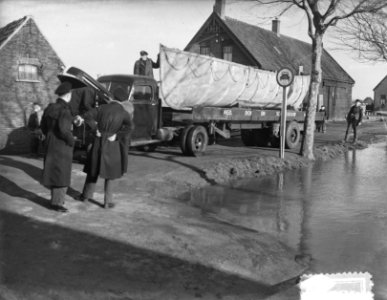 's-Gravendeel. Aanvoer boten, Bestanddeelnr 905-5158