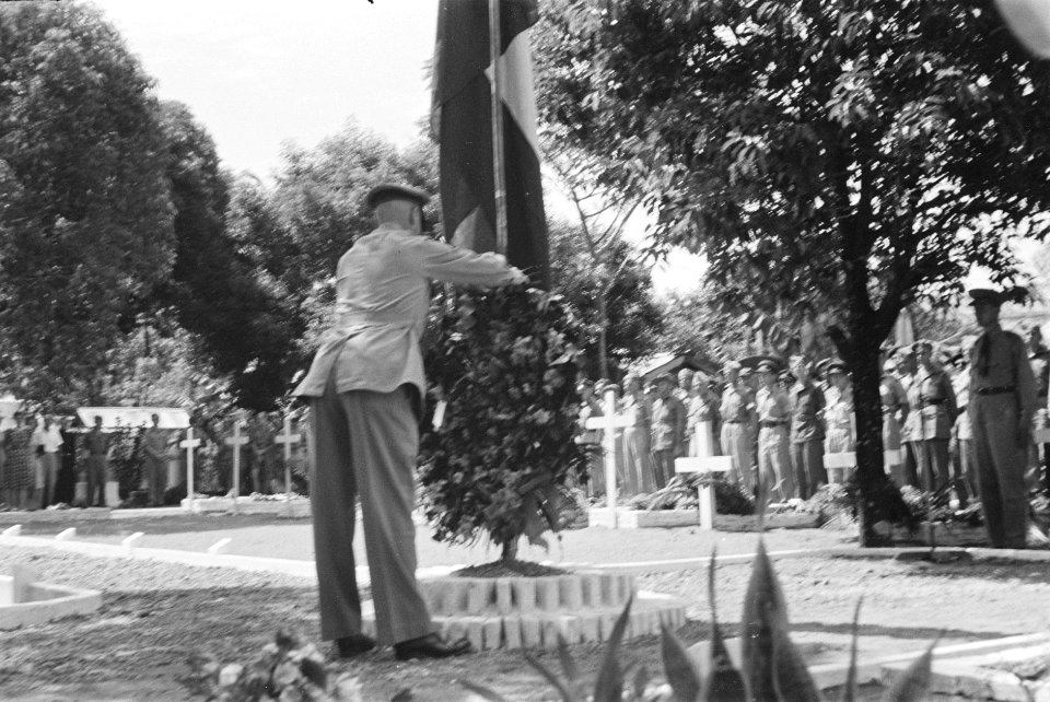  Sumatra, Padang, Bestanddeelnr 221-2-4