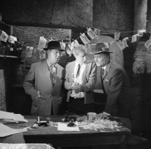 'Geld te Geef' KRO-televisie Lex Goudsmit, Jan Retel en Henk Molenberg, Bestanddeelnr 915-5964