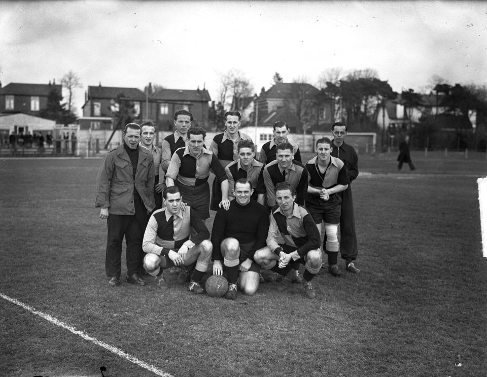 't Gooi tegen EDO, EDO elftal, Bestanddeelnr 903-8737